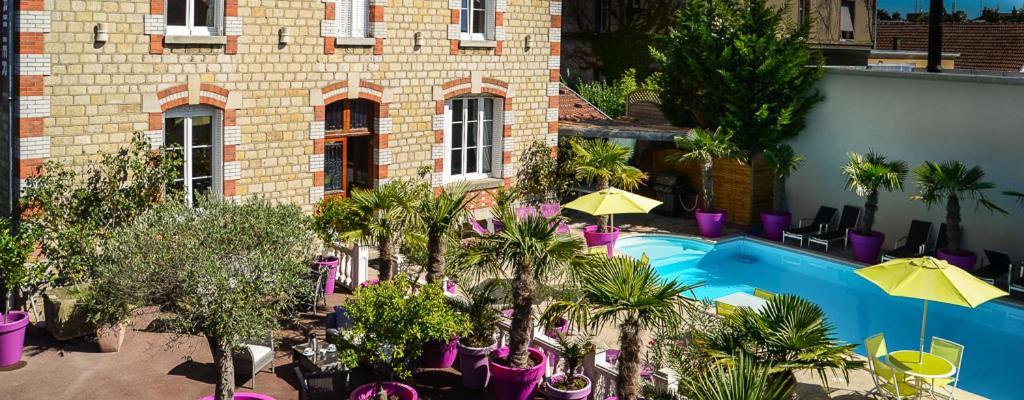 Hotel Manoir Francois 1Er Vitry-le-François Exterior foto